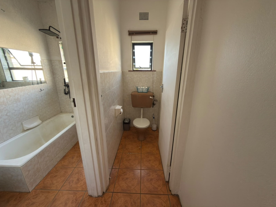 To Let 3 Bedroom Property for Rent in Esselenpark Western Cape